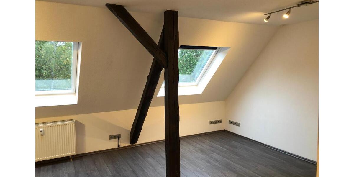 Dachgeschoßwohnung Gelsenkirchen Gelsenkirchen-Mitte - 4 Zimmer, 110 m&sup2;, 129.000&euro; | Angebot:26199069