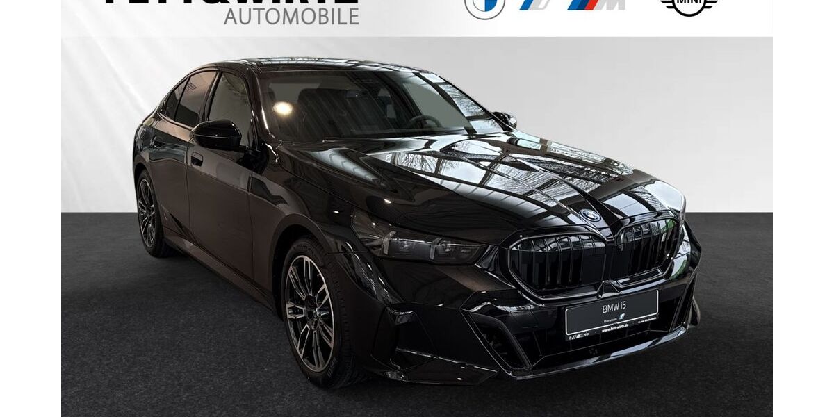 BMW i5 4.000 km 73.990 &euro; Moers 47441