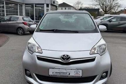 Toyota Verso-S 81.611 km 9.900 &euro; Datteln 45711