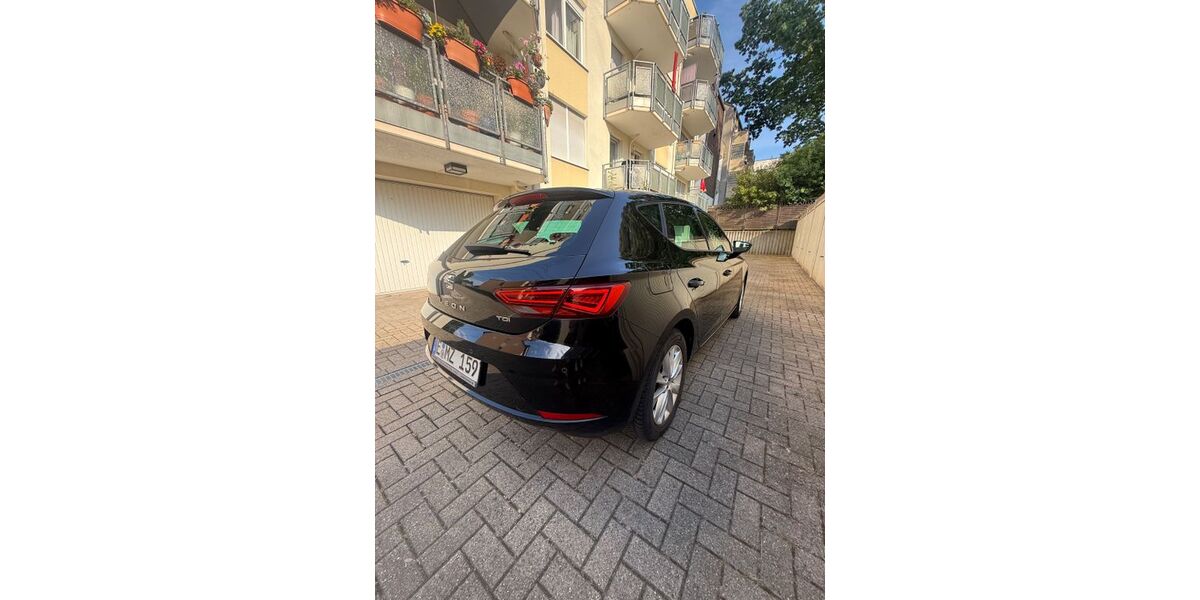 Seat Leon 126.500 km 11.000 &euro; essen 45143