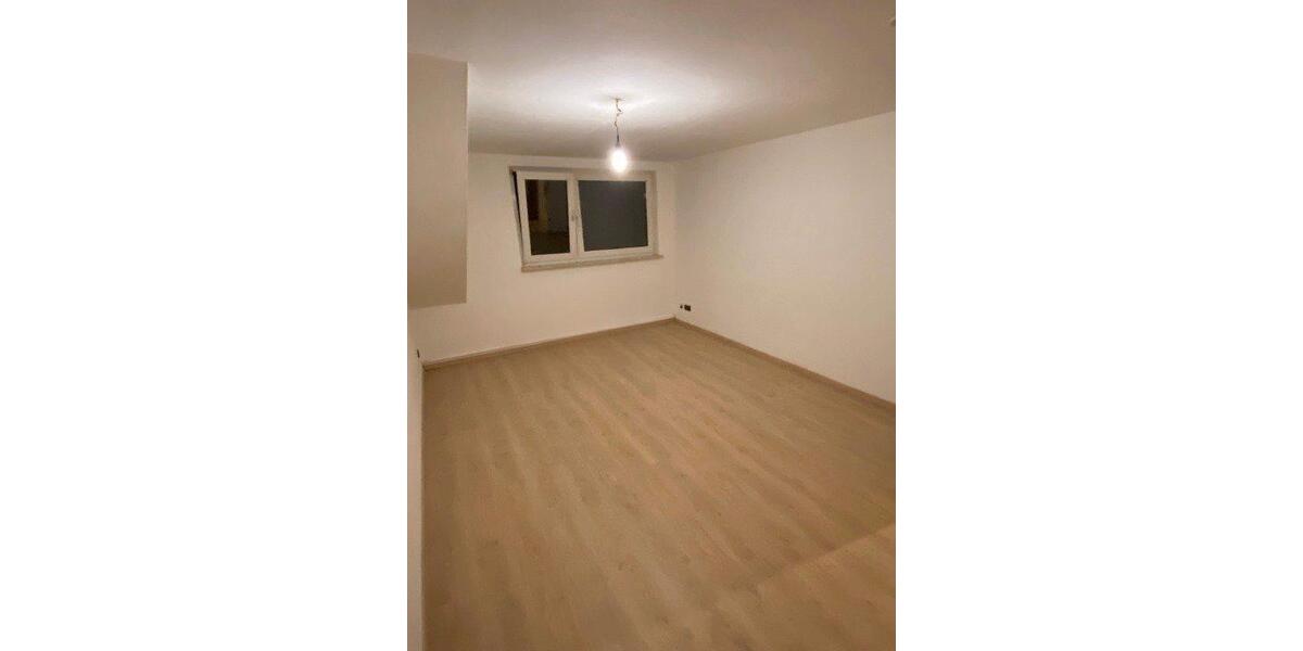 Etagenwohnung Duisburg Hamborn - 2 Zimmer, 60 m&sup2;, 340&euro; | Angebot:26041642