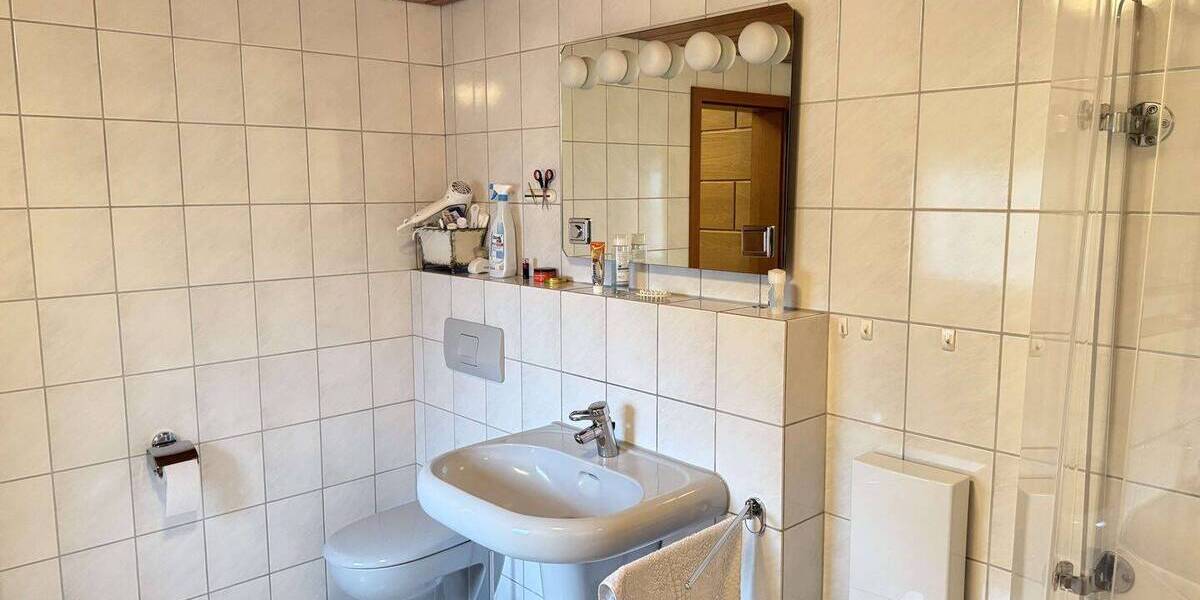 Doppelhaushälfte Recklinghausen Hillerheide - 8 Zimmer, 225 m&sup2;, 345.000&euro; | Angebot:25731462