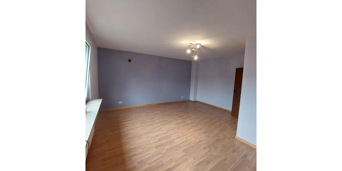 Etagenwohnung Essen Stadtbezirk IV - 2.5 Zimmer, 55 m&sup2;, 500&euro; | Angebot:25157144
