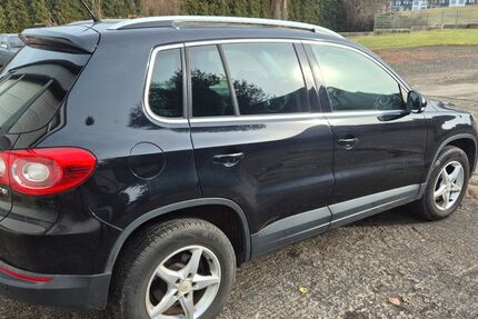 VW Tiguan 249.999 km 3.700 &euro; Herne 44628