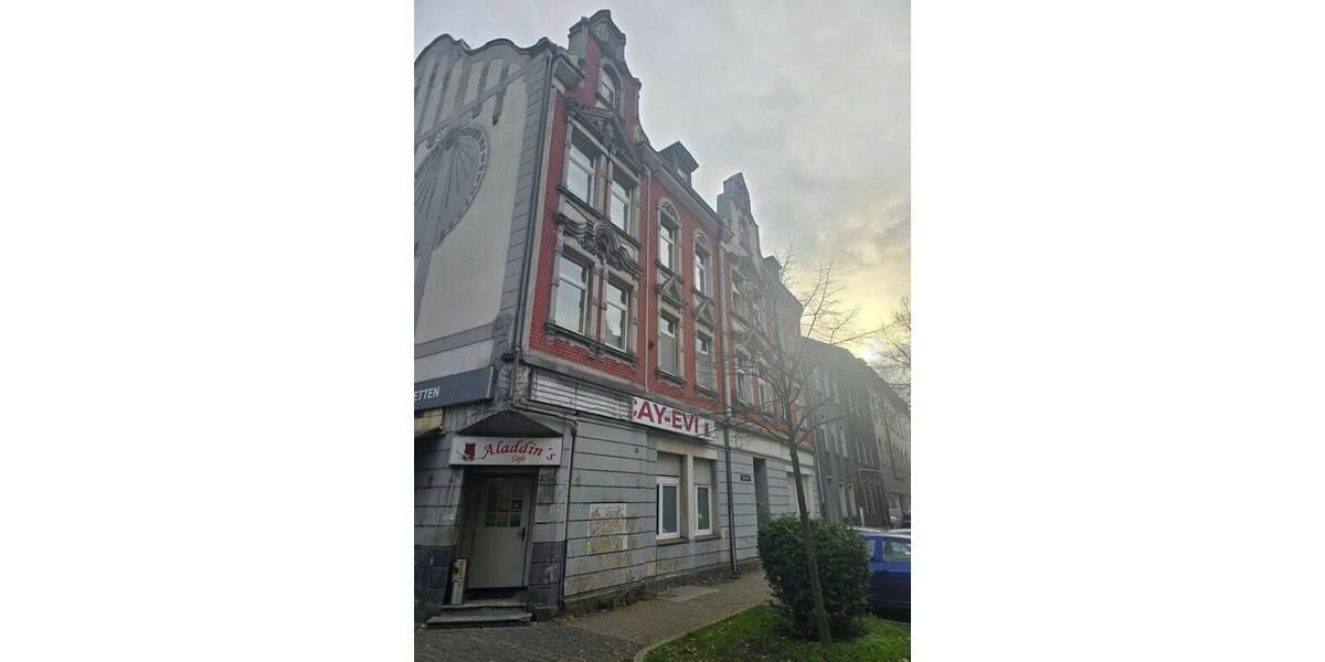 Etagenwohnung Duisburg Bruckhausen - 3 Zimmer, 347 m&sup2;, 240.000&euro; | Angebot:26102284
