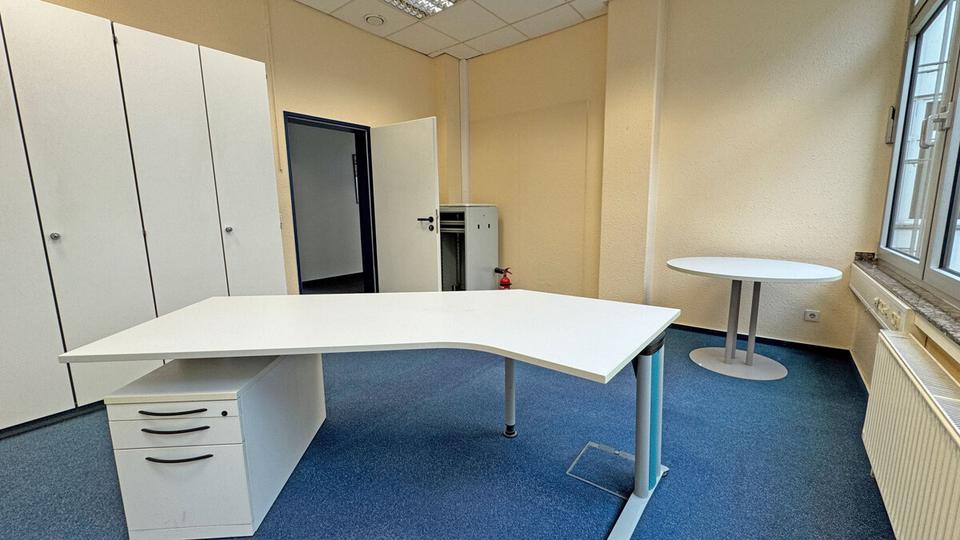 Gewerbeobjekt Wesel - 2.565&euro; | Angebot:26010280