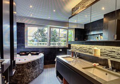 LUXURIÖSES TRAUMHAUS MIT POOL - Reihenendhaus Essen Stadtbezirk II | Angebot:26742049