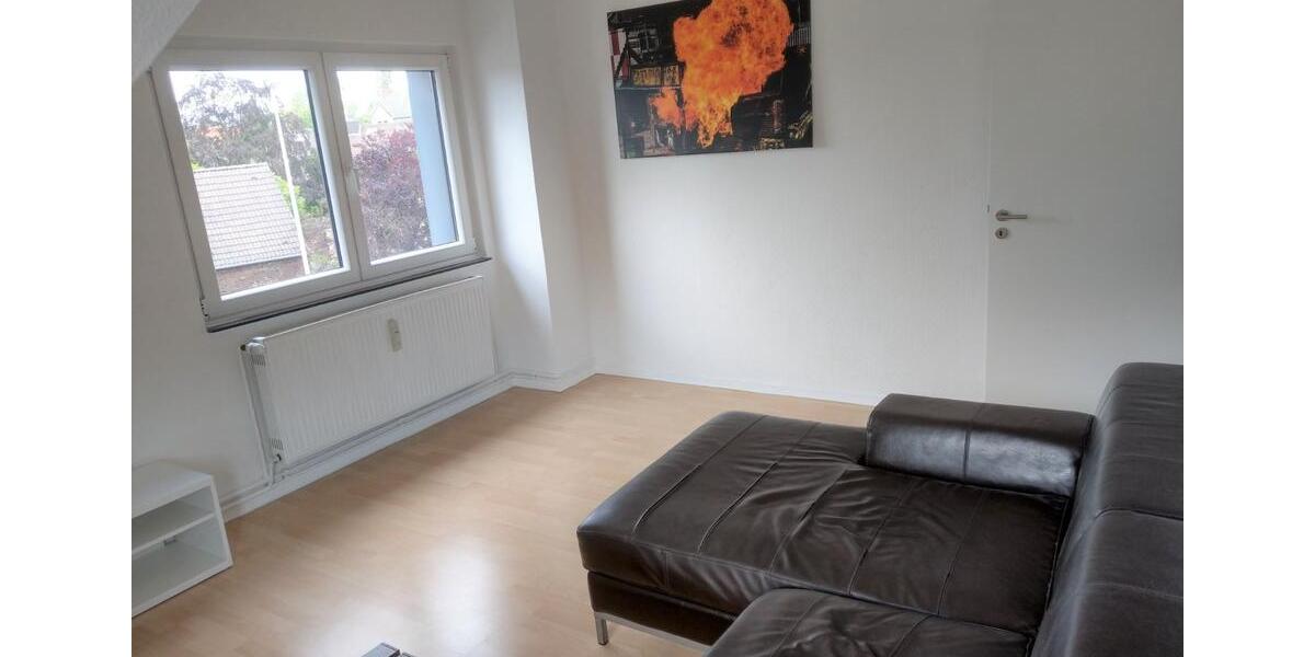 Dachgeschoßwohnung Duisburg Großenbaum - 3 Zimmer, 66 m&sup2;, 690&euro; | Angebot:25751625