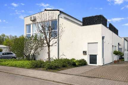 Haus Moers Rheinkamp - 3.5 Zimmer, 237 m&sup2;, 1.250.000&euro; | Angebot:26748952