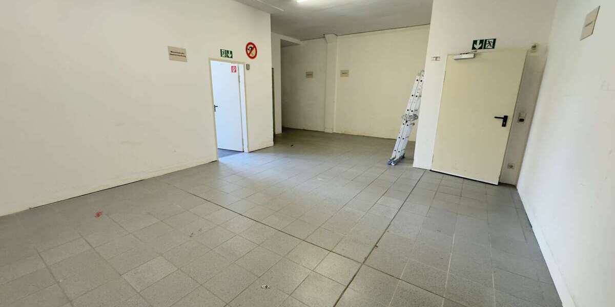 Top-Gewerbefläche in Marl-Hüls – 655 m² Verkaufs-, Büro- & Lagerfläche mit Parkplätzen - Gewerbeobjekt Marl Hüls-Süd | Angebot:25839488