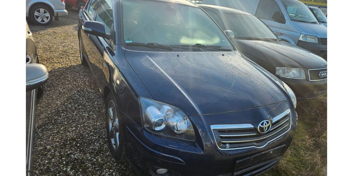 Toyota Avensis 200.000 km 3.380 &euro; Rheinberg 47495