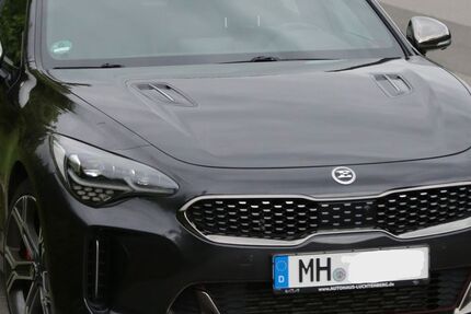 Kia Stinger 96.240 km 25.859 &euro; Mülheim 45481