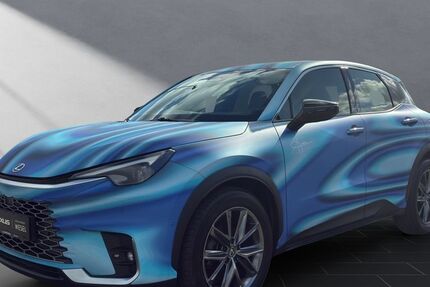 Lexus LBX 1.555 km 33.950 &euro; Wesel 46485