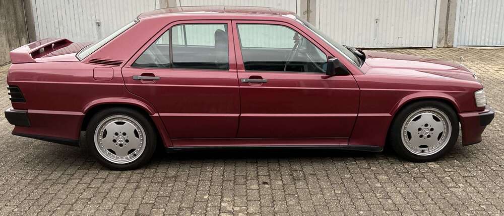 Mercedes-Benz 190 241.800 km 26.500 &euro; Moers 47441