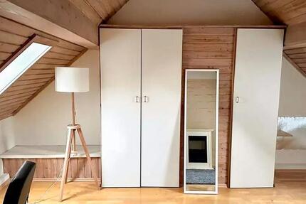 Wohnung Essen Stadtbezirk VI - 15 Zimmer, 141 m&sup2;, 450&euro; | Angebot:25976744