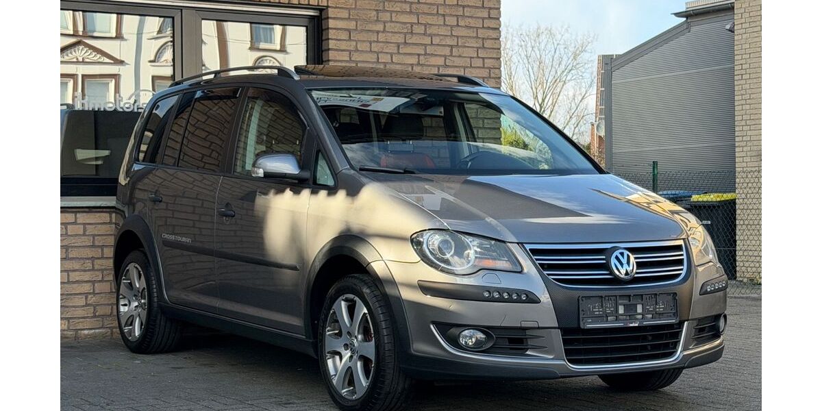 VW Touran 399.000 km 2.990 &euro; Datteln 45711