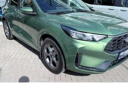 Ford Kuga 19.000 km 27.950 &euro; Essen-Kettwig 45219