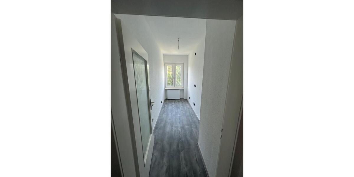 Etagenwohnung Gelsenkirchen Gelsenkirchen-Mitte - 5 Zimmer, 120 m&sup2;, 1.250&euro; | Angebot:26691965