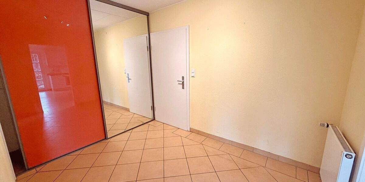 Einfamilienhaus Moers Utfort - 5 Zimmer, 203 m&sup2;, 420.000&euro; | Angebot:25684460