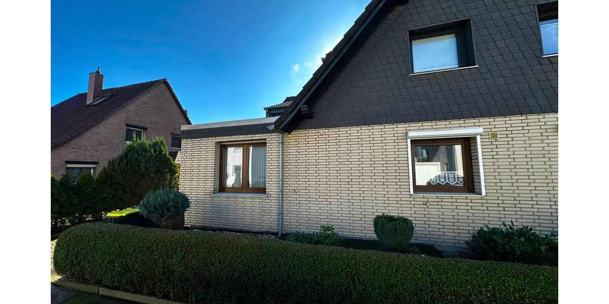 Einfamilienhaus Essen Stadtbezirk V - 6 Zimmer, 197 m&sup2;, 450.000&euro; | Angebot:23486143