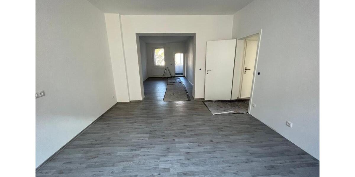Etagenwohnung Gelsenkirchen Gelsenkirchen-Mitte - 2 Zimmer, 65 m&sup2;, 600&euro; | Angebot:25918612