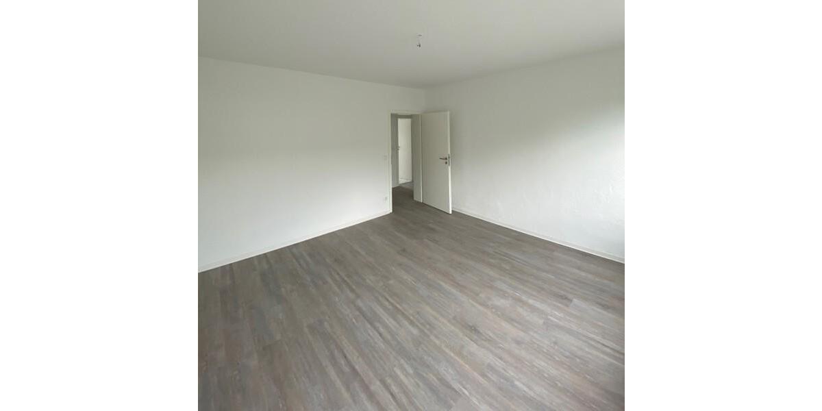 Erdgeschoßwohnung Essen Stadtbezirk VI - 2.5 Zimmer, 63 m&sup2;, 629&euro; | Angebot:26694869