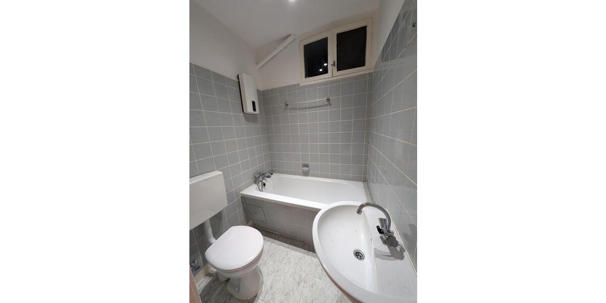 Etagenwohnung Essen Frillendorf - 2 Zimmer, 70 m&sup2;, 440&euro; | Angebot:25870117