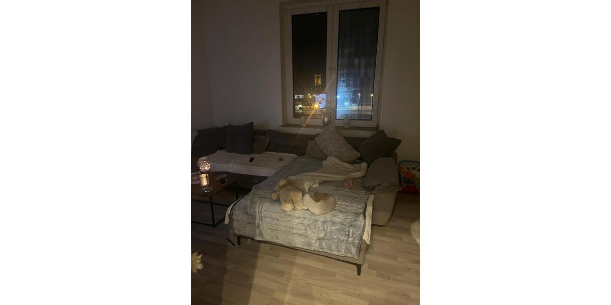Etagenwohnung Voerde (Niederrhein) - 4 Zimmer, 100 m&sup2;, 930&euro; | Angebot:26702233