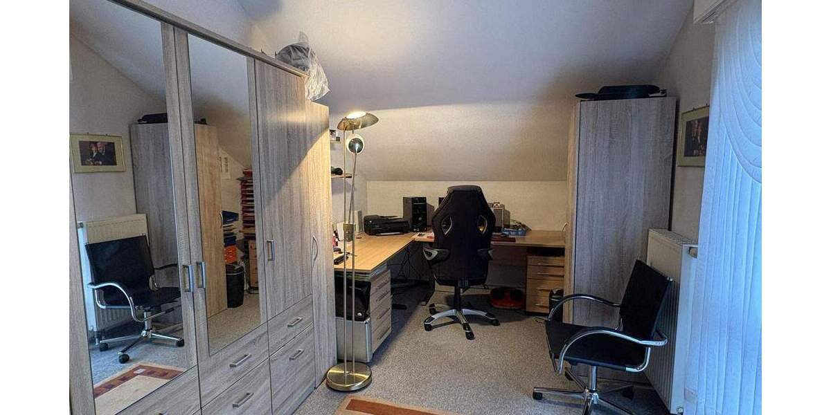 Doppelhaushälfte Moers Kapellen-Mitte - 4 Zimmer, 114 m&sup2;, 425.000&euro; | Angebot:25668381