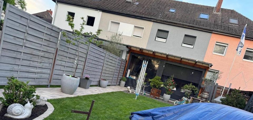 Reihenhaus Duisburg Beeck - 3 Zimmer, 71 m&sup2;, 275.000&euro; | Angebot:26755199