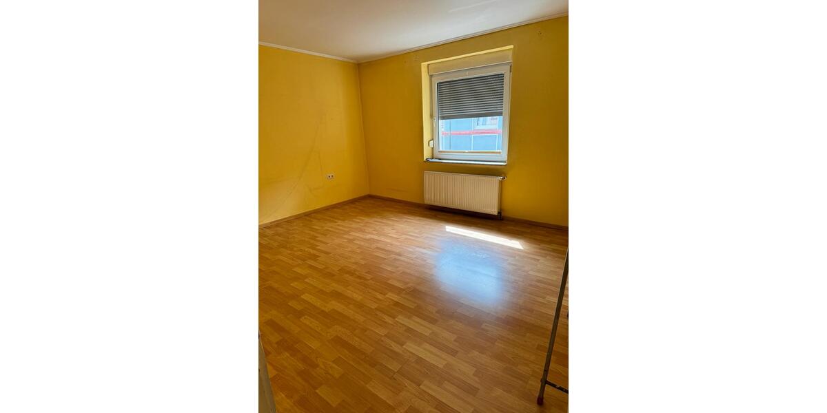 Etagenwohnung Duisburg Hamborn - 4 Zimmer, 101 m&sup2;, 750&euro; | Angebot:21219653