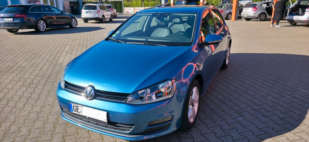 VW Golf 218.800 km 7.900 &euro; Gelsenkirchen 45879