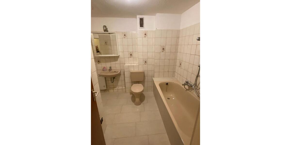 Etagenwohnung Duisburg Hamborn - 2 Zimmer, 60 m&sup2;, 340&euro; | Angebot:26041642
