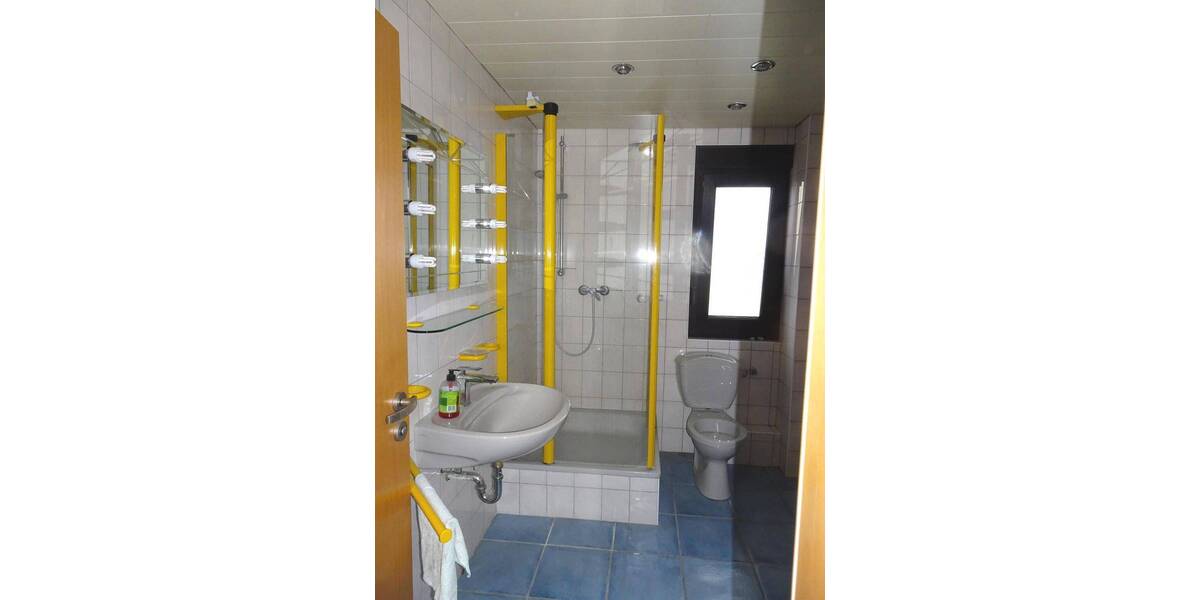 Etagenwohnung Bottrop Eigen - 4 Zimmer, 140 m&sup2;, 1.050&euro; | Angebot:26787430