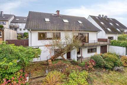 Haus Essen Stadtbezirk VIII - 8 Zimmer, 272 m&sup2;, 359.000&euro; | Angebot:24835473