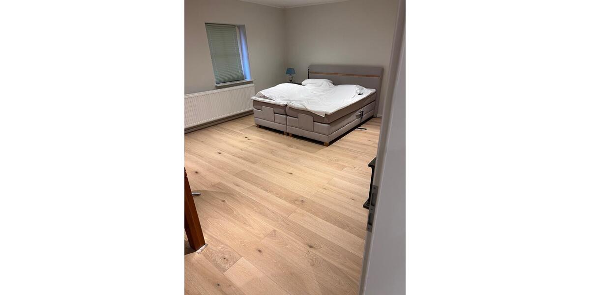 Dachgeschoßwohnung Gelsenkirchen Resse - 4 Zimmer, 138 m&sup2;, 1.090&euro; | Angebot:26536696