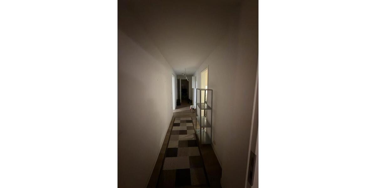 Dachgeschoßwohnung Essen Stadtbezirk VI - 3.5 Zimmer, 72 m&sup2;, 1.023&euro; | Angebot:25640158