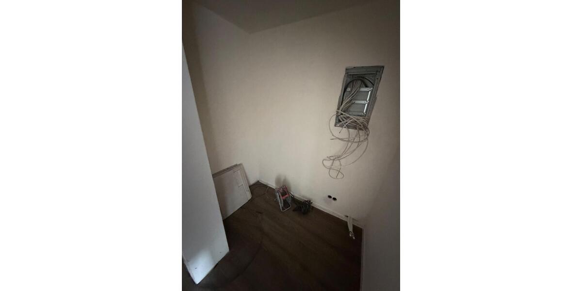 Dachgeschoßwohnung Mülheim an der Ruhr Rechtsruhr-Nord - 3 Zimmer, 85 m&sup2;, 1.300&euro; | Angebot:25580147