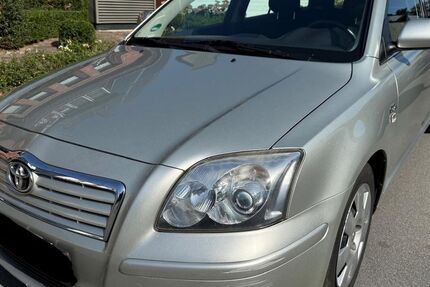 Toyota Avensis 167.246 km 2.750 &euro; Oberhausen 46047