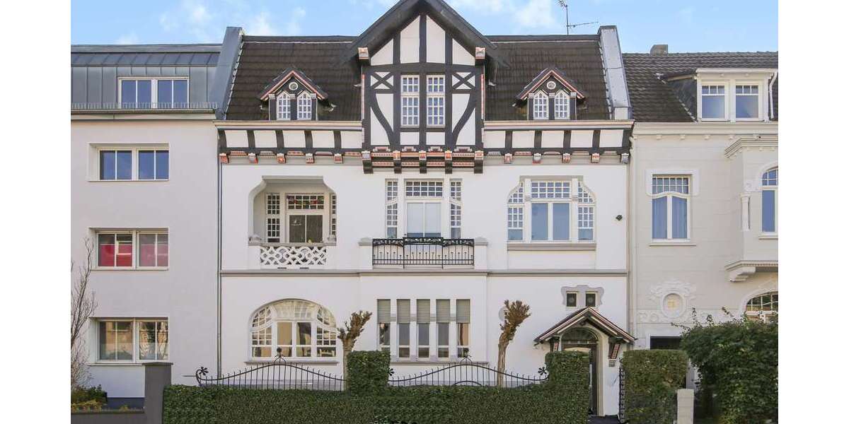 Einfamilienhaus Mülheim an der Ruhr - 11 Zimmer, 345 m&sup2;, 850.000&euro; | Angebot:24783556