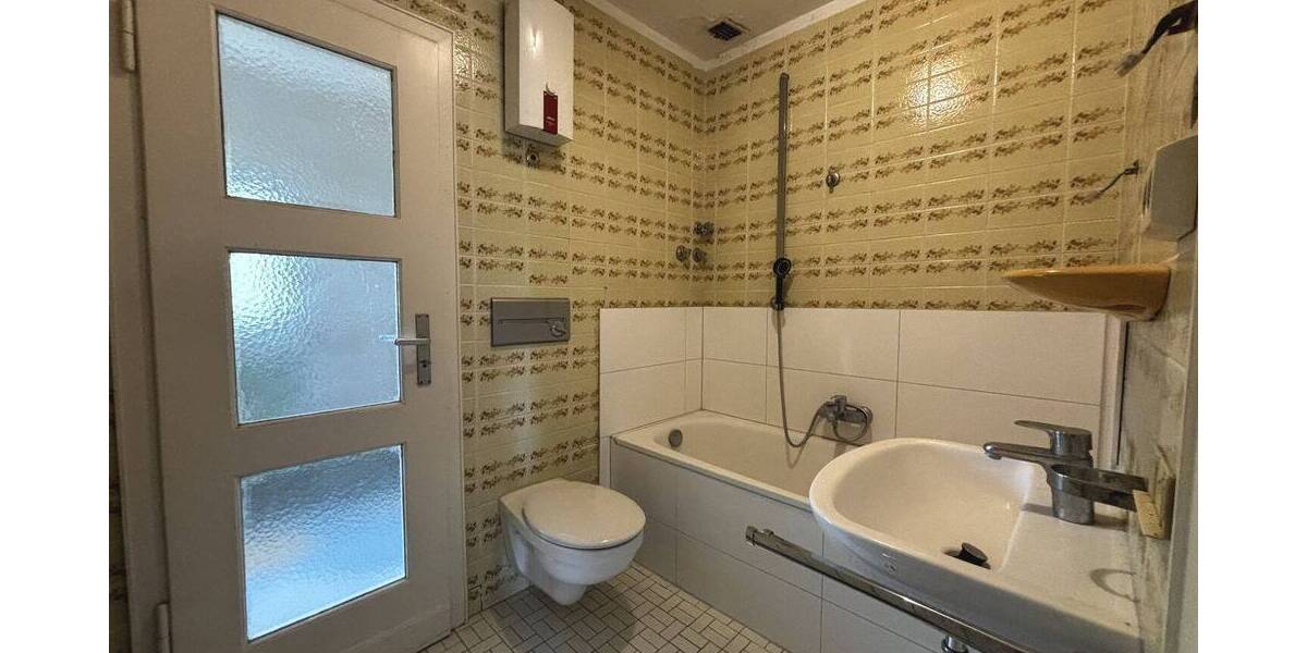 Reihenendhaus Essen Huttrop - 4 Zimmer, 96 m&sup2;, 300.000&euro; | Angebot:26205732