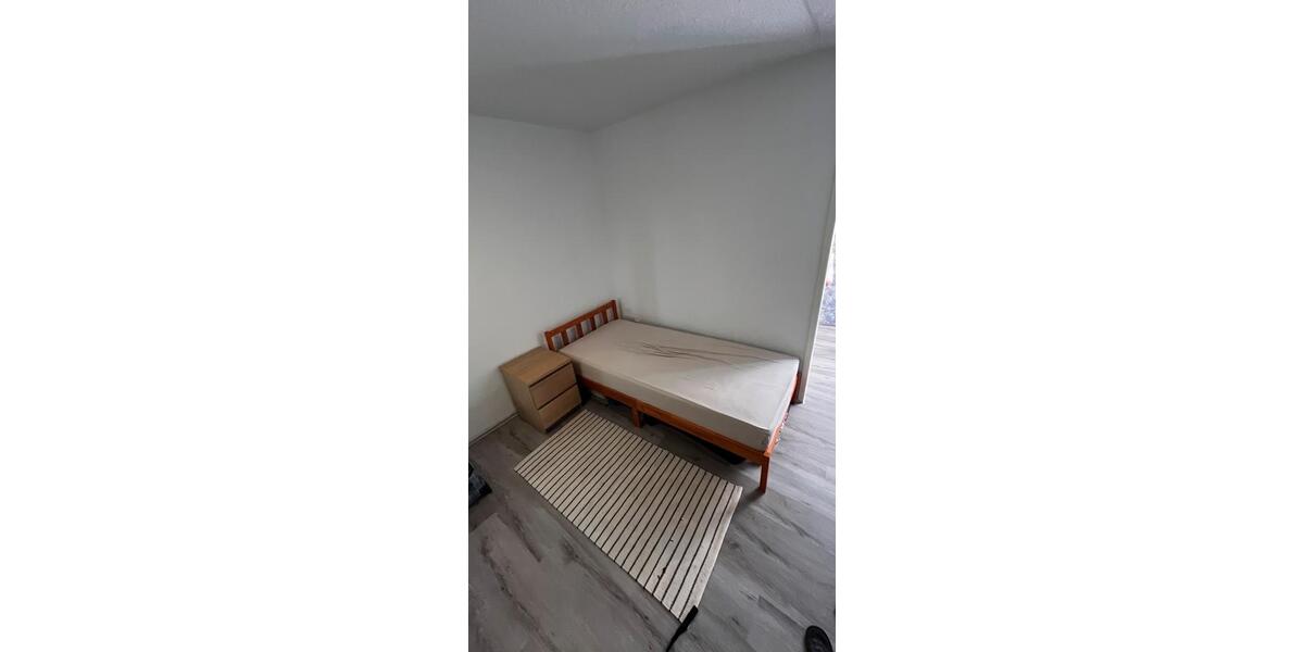 Erdgeschoßwohnung Mülheim an der Ruhr Menden-Holthausen - 1.5 Zimmer, 27 m&sup2;, 380&euro; | Angebot:26497671