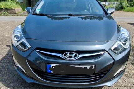 Hyundai i40 142.000 km 4.500 &euro; Essen 45357