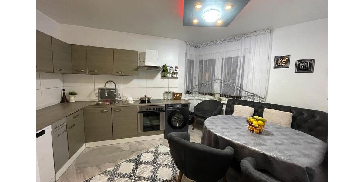 Etagenwohnung Duisburg Hamborn - 2 Zimmer, 92 m&sup2;, 95.000&euro; | Angebot:26754342