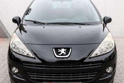 Peugeot 207 132.000 km 3.499 &euro; Essen 45356