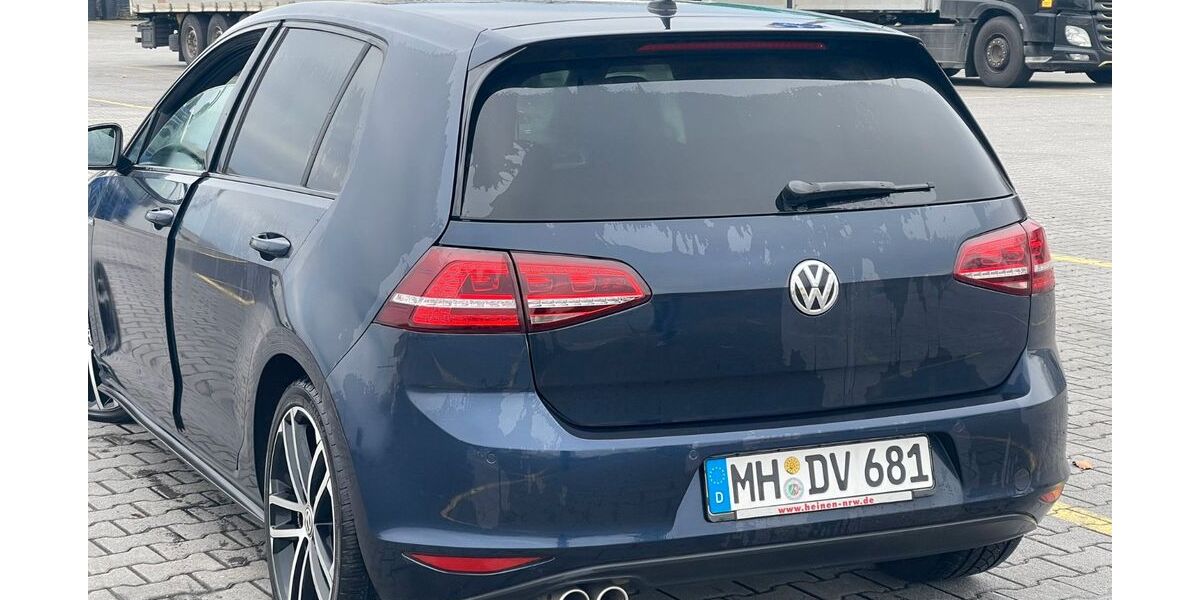 VW Golf 144.000 km 14.500 &euro; Duisburg 47059