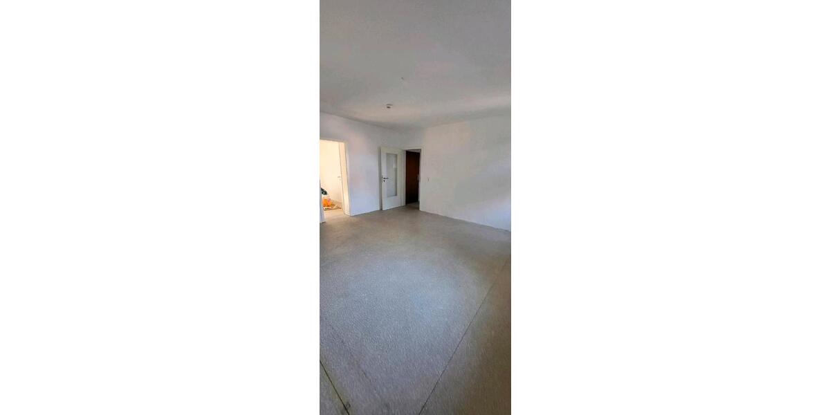 Etagenwohnung Dinslaken Lohberg - 3 Zimmer, 75 m&sup2;, 650&euro; | Angebot:25925617