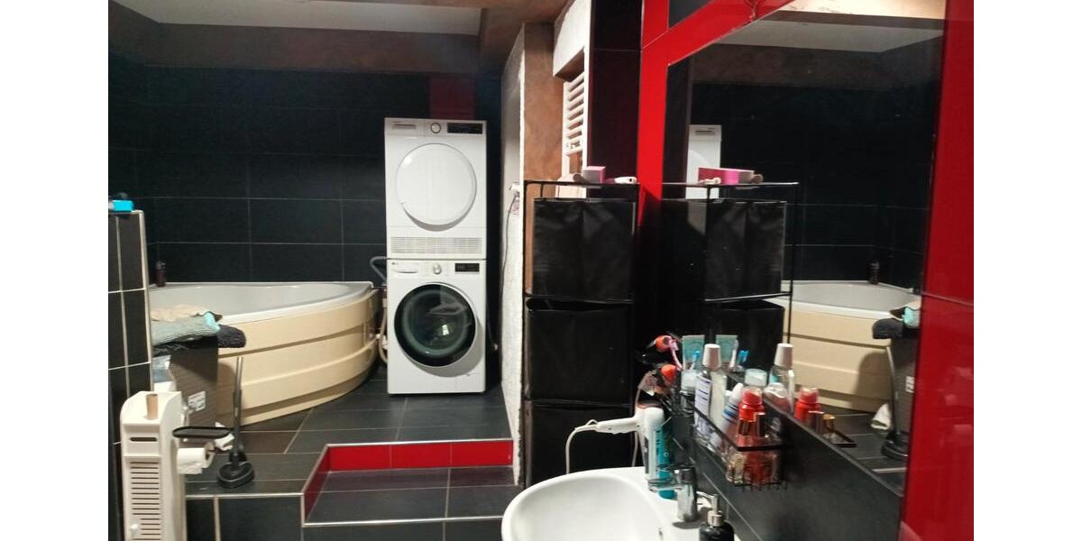 Etagenwohnung Duisburg Essenberg - 2 Zimmer, 128 m&sup2;, 880&euro; | Angebot:26617918