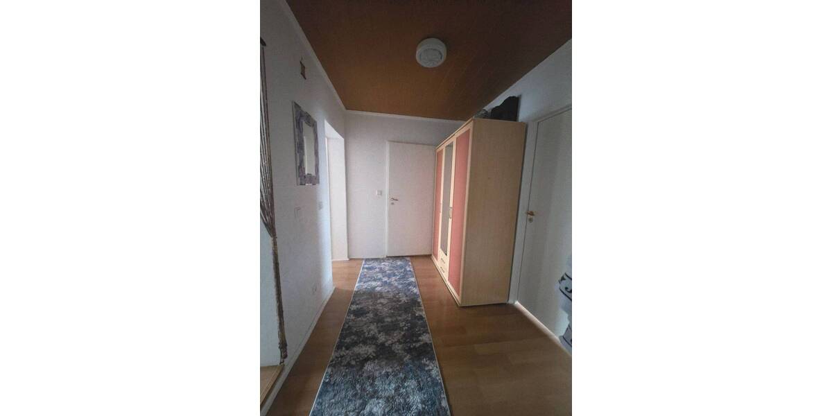 Etagenwohnung Duisburg Bruckhausen - 3 Zimmer, 347 m&sup2;, 240.000&euro; | Angebot:26102284