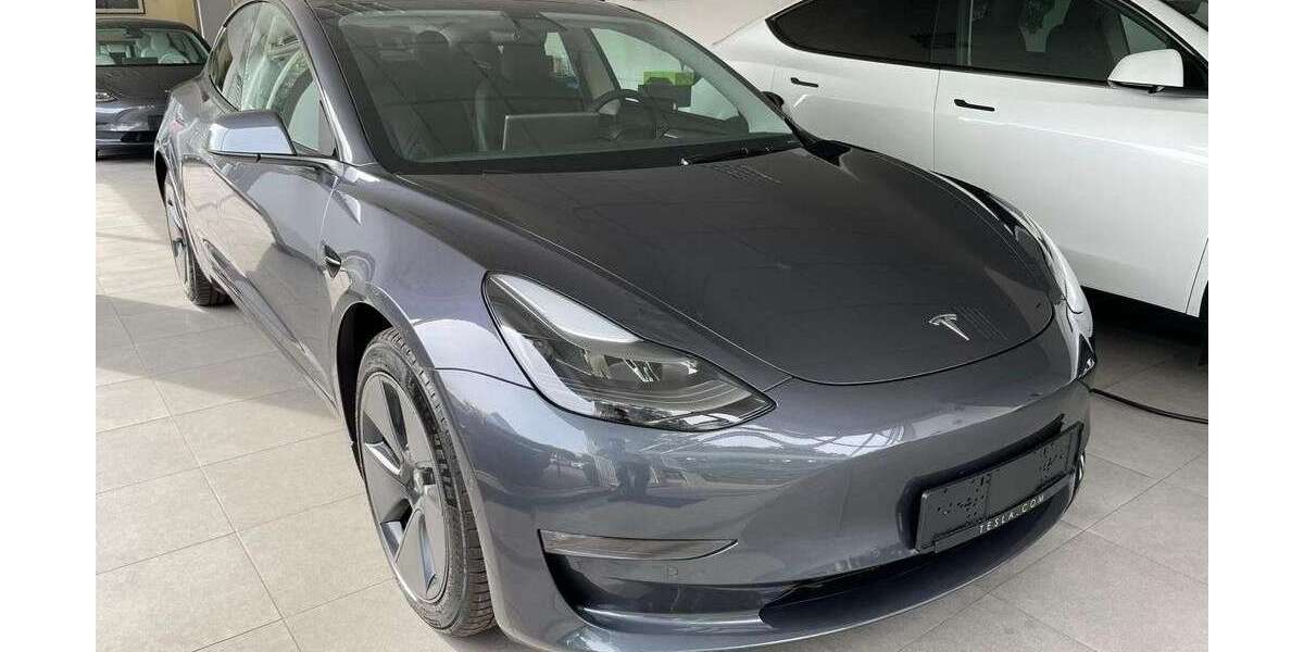 Tesla Model 3 66.500 km 29.990 &euro; Mülheim an der Ruhr 45478